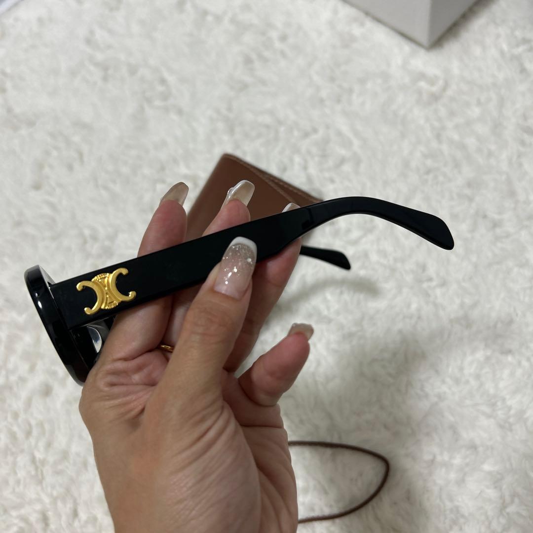 セリーヌ　トリオンフ　サングラス　01