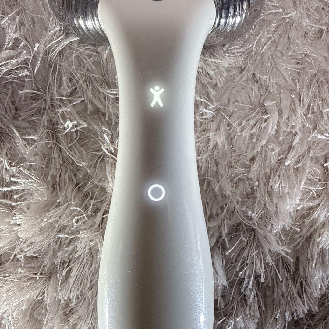 ヤーマン WAVY EMS搭載 美顔ローラー 箱ありEP-15W