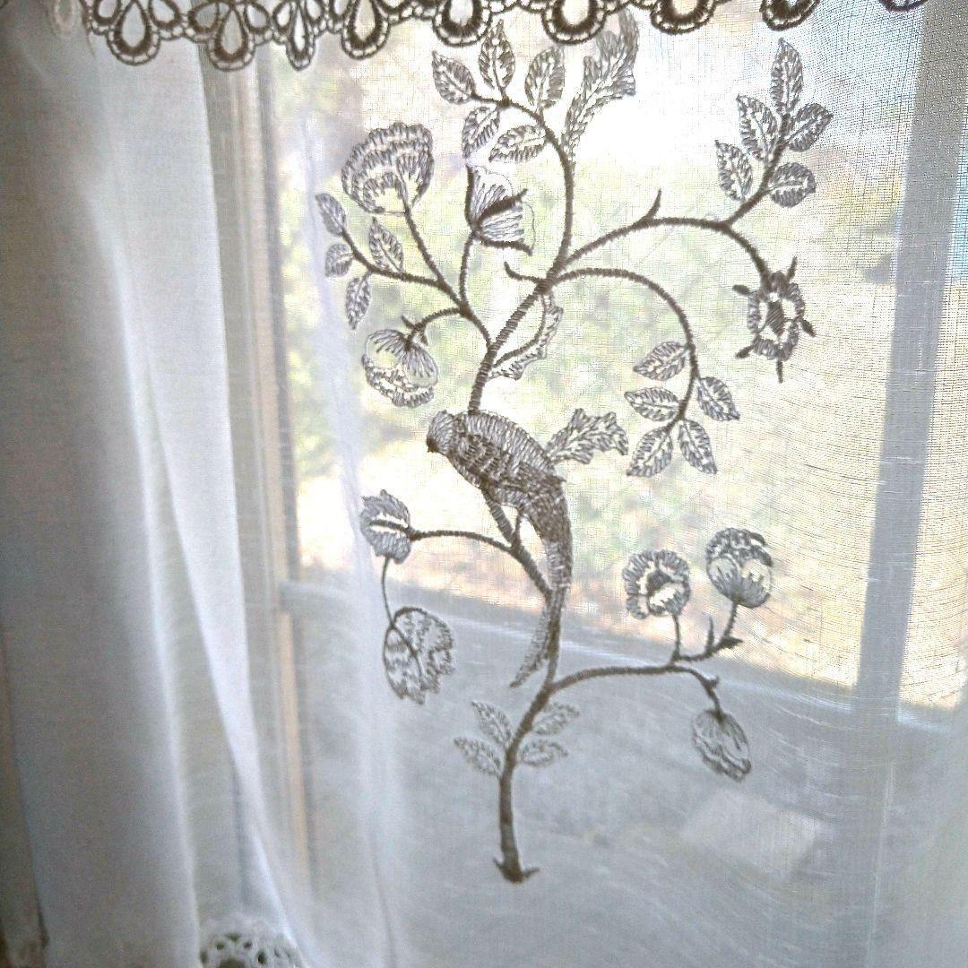 ラバレレ　『モリス・ケルムスコットツリー』シアーカフェカーテン・オーダー