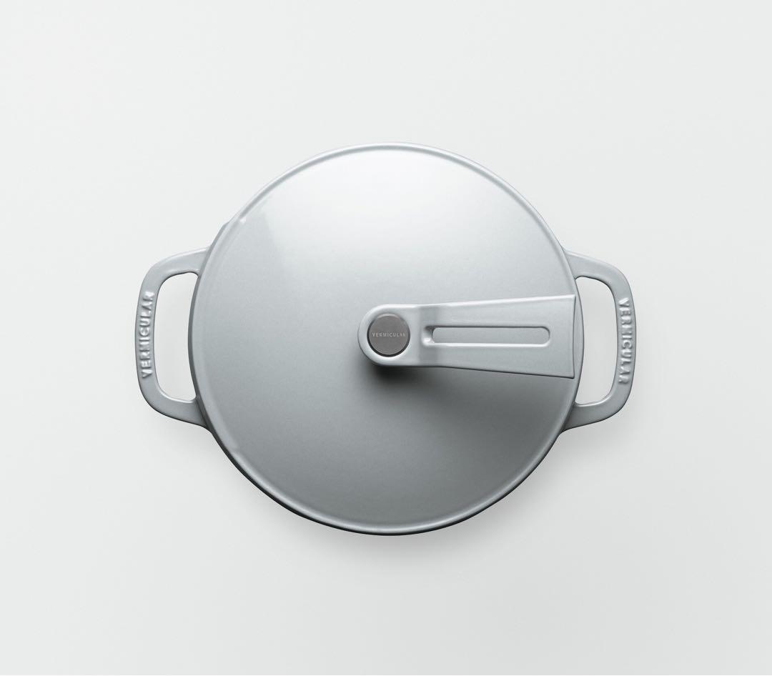 バーミキュラ　オーブンポット 2　18cm セルフスタンディングリッド