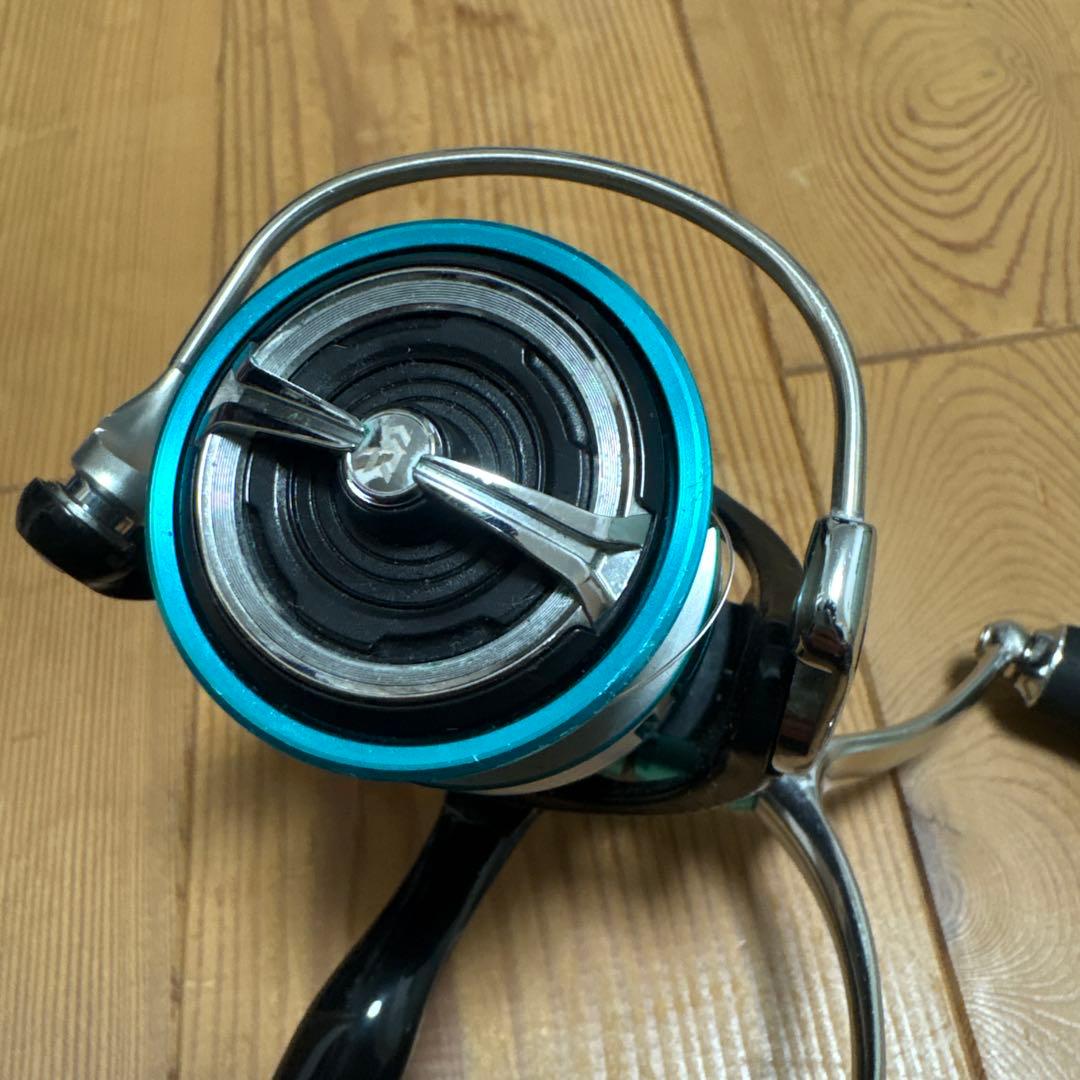 エメラルダス 3000S-CH-DH スピニングリール