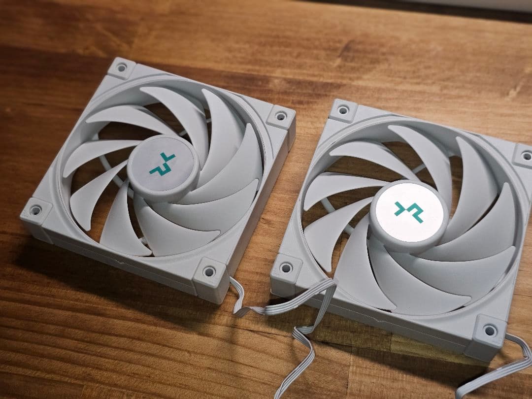 DeepCool LT520 WH 240mm 簡易水冷 CPUクーラー