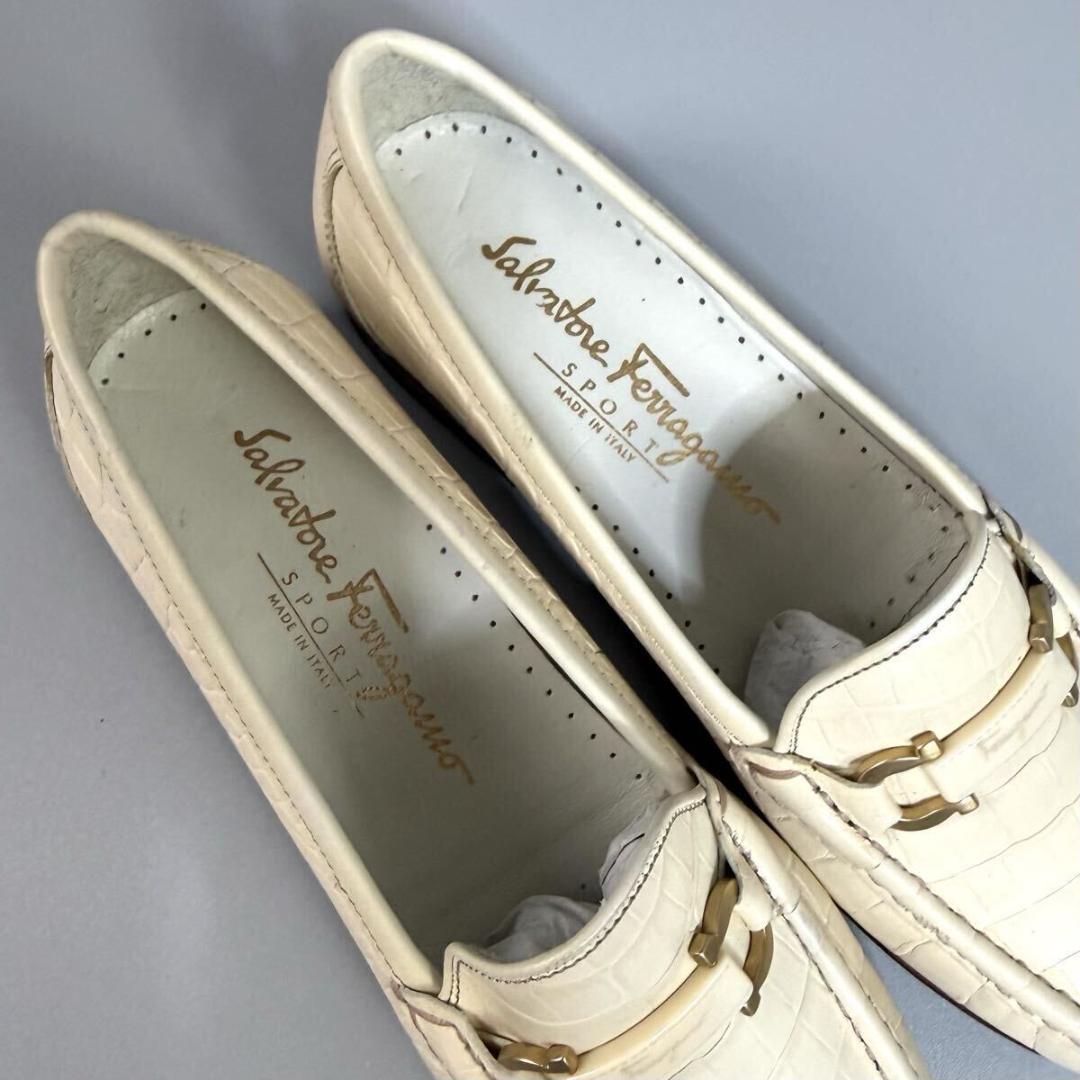 【未使用】フェラガモ クロコ 型押し ローファー 6サイズ イタリア製 元箱付き