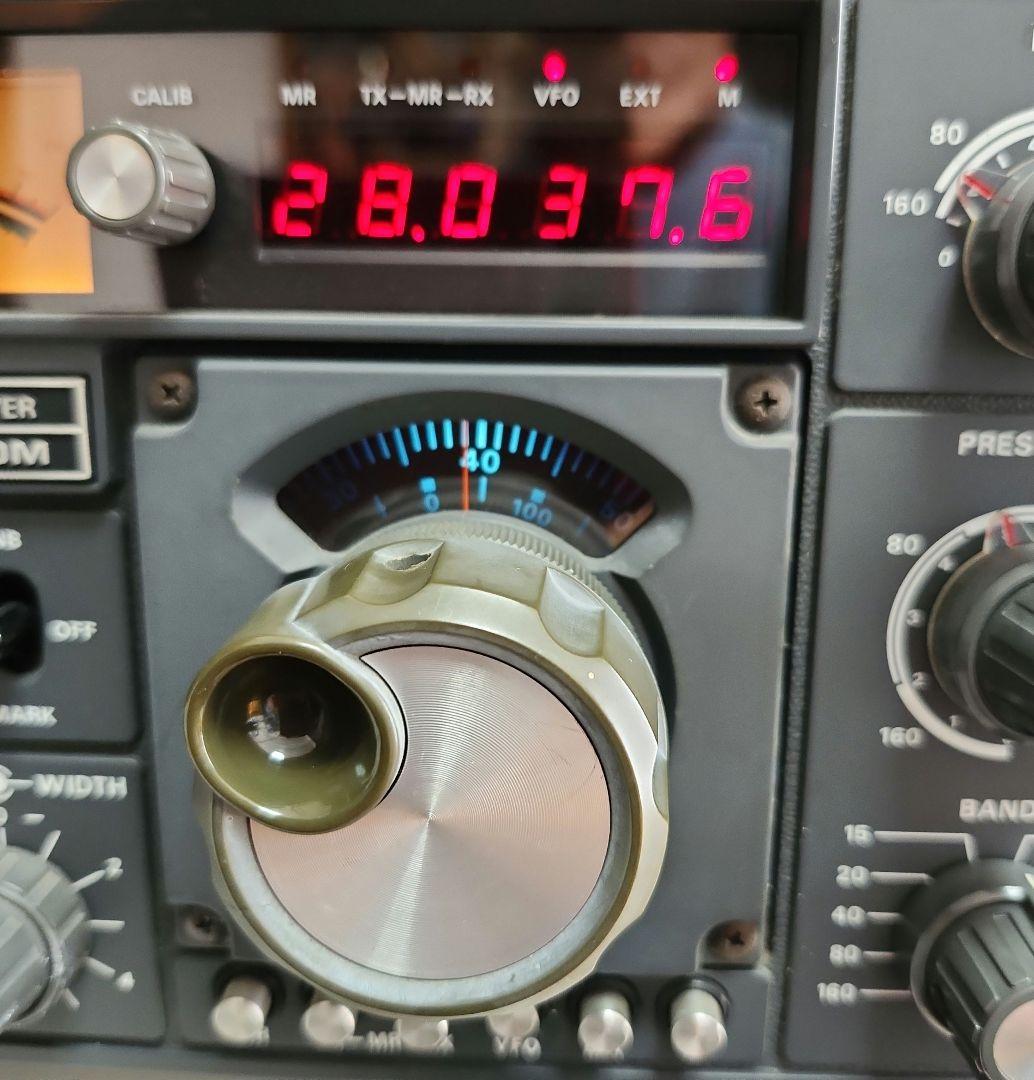 八重洲無線 トランシーバー FT-901DM 【取扱説明書付属】