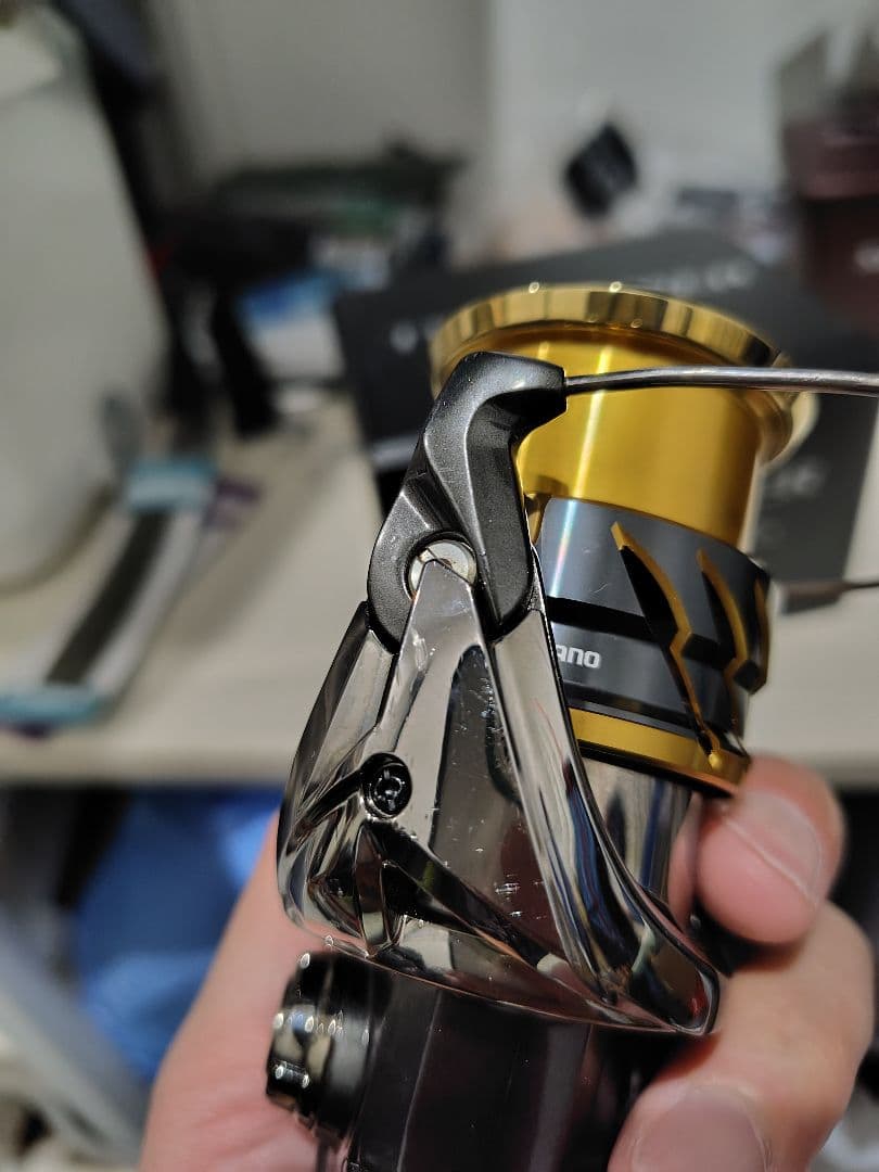 SHIMANO ツインパワー C3000MHG スピニングリール