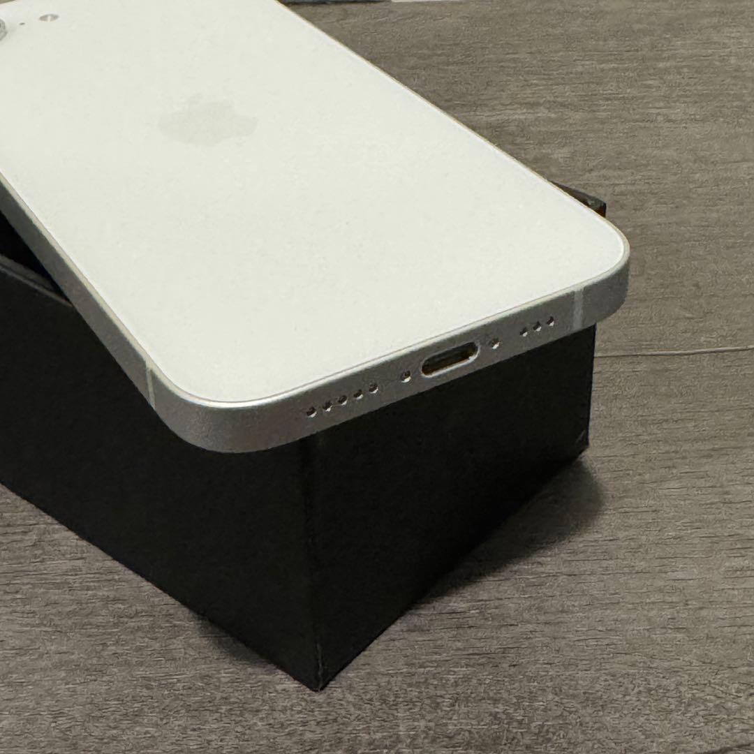 携帯電話本体 iPhone 16e 128GB