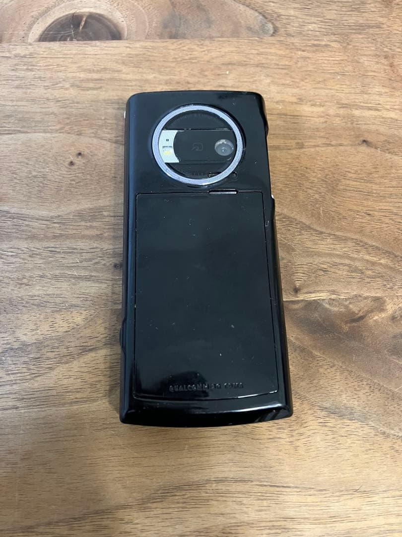 TOSHIBA T008 ブラック 充電器付き