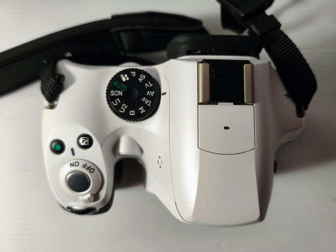 【たけさん用】【黒死病対策】【内臓電池交換】PENTAX K-50　ホワイト