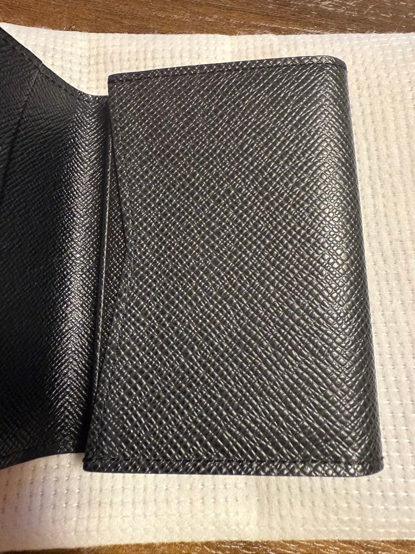 Louis Vuitton 名刺入れ　タイガ　美品　黒色　24時間以内匿名発送
