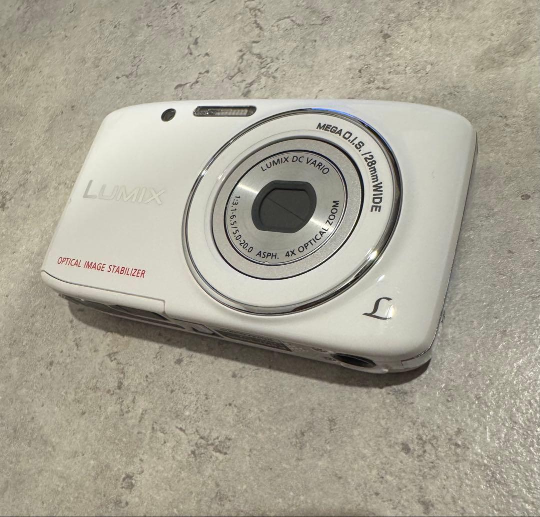 Panasonic LUMIX DMC-S2ホワイト