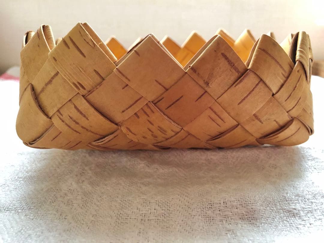 白樺　ギザギザかご