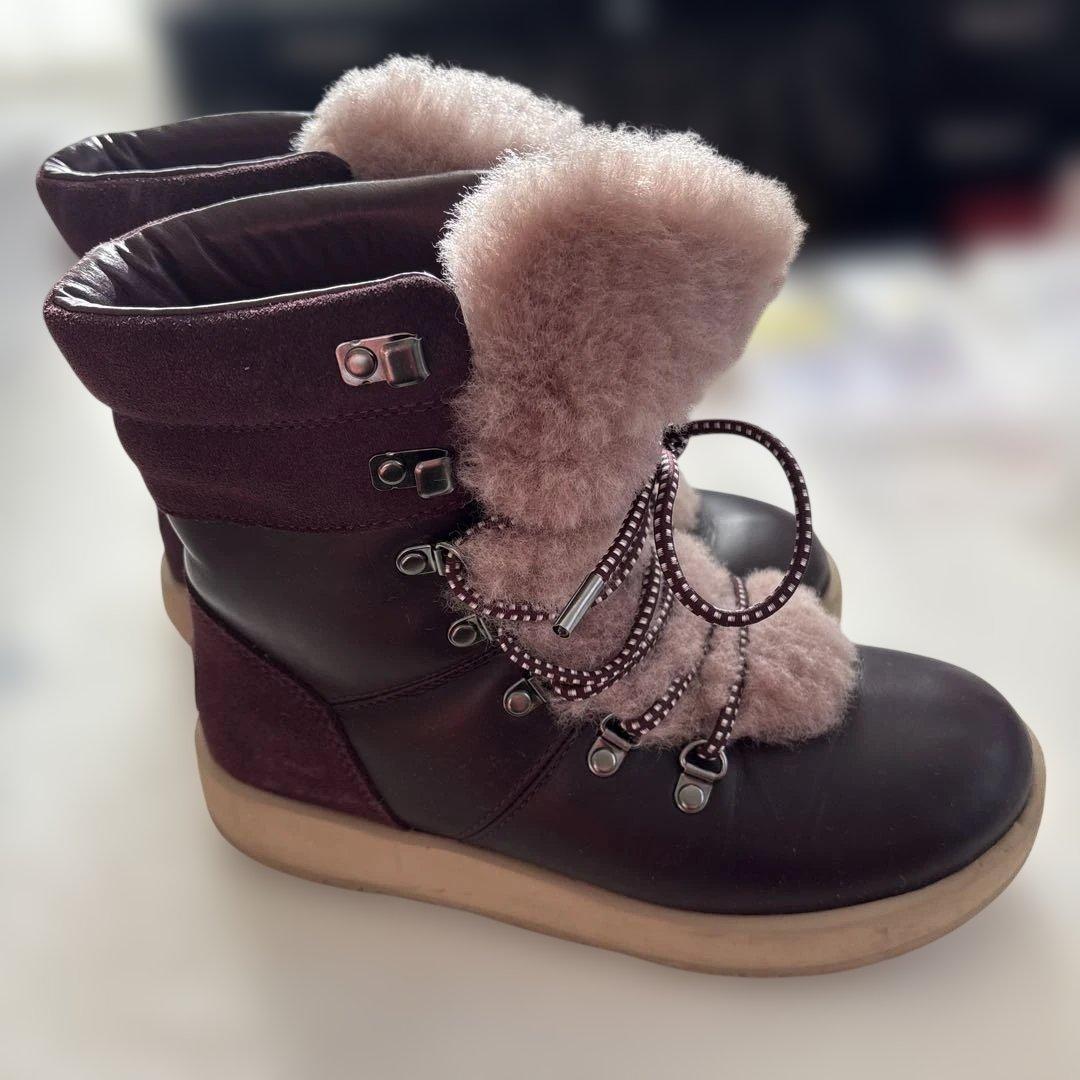 UGG ダークパープル ムートンブーツ