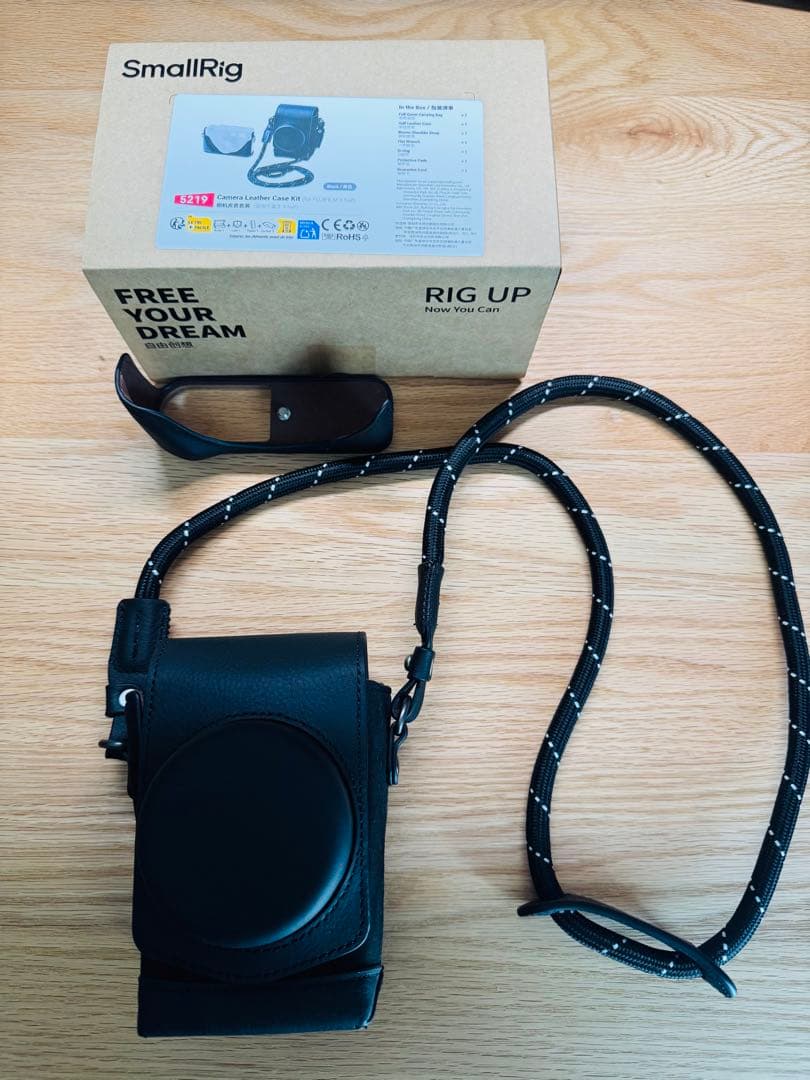 美品 Fujifilm X half ブラック X-HF1 【おまけ付き】