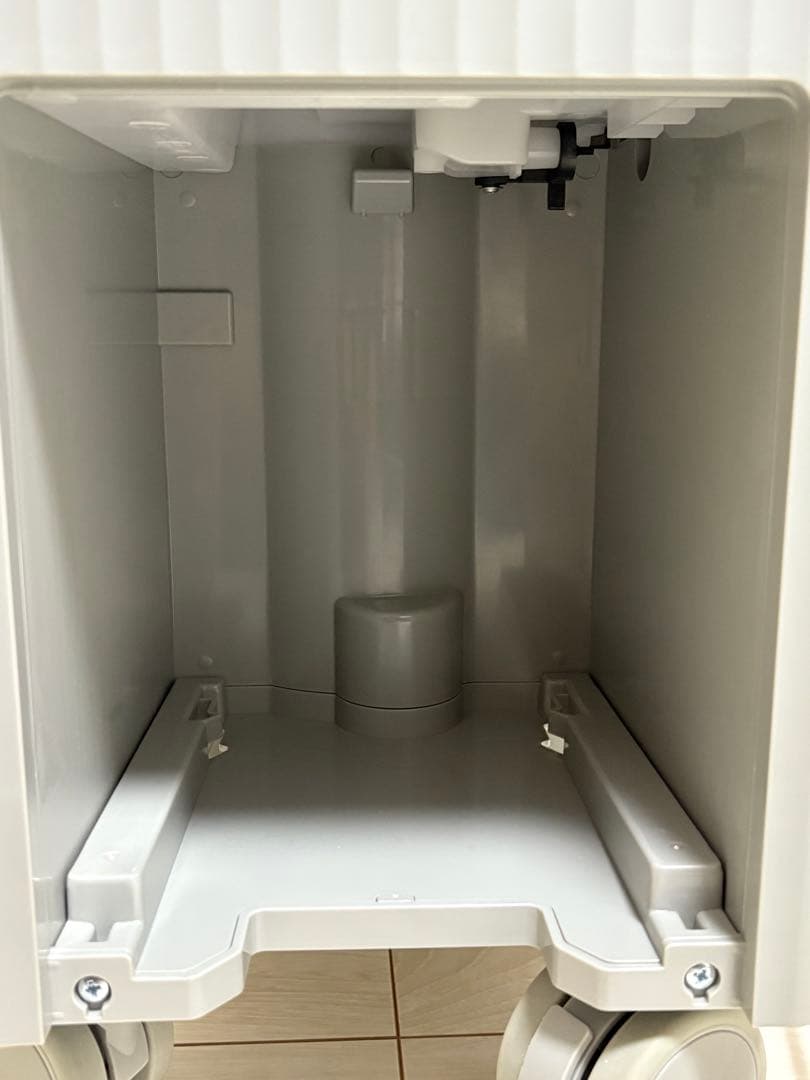 cadoカドー　除湿機　ROOT 7100（DH-C7100）