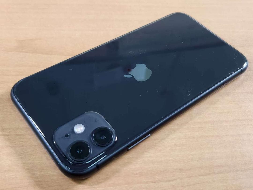 スマートフォン本体 020700H iPhone 11 A2221 128GB