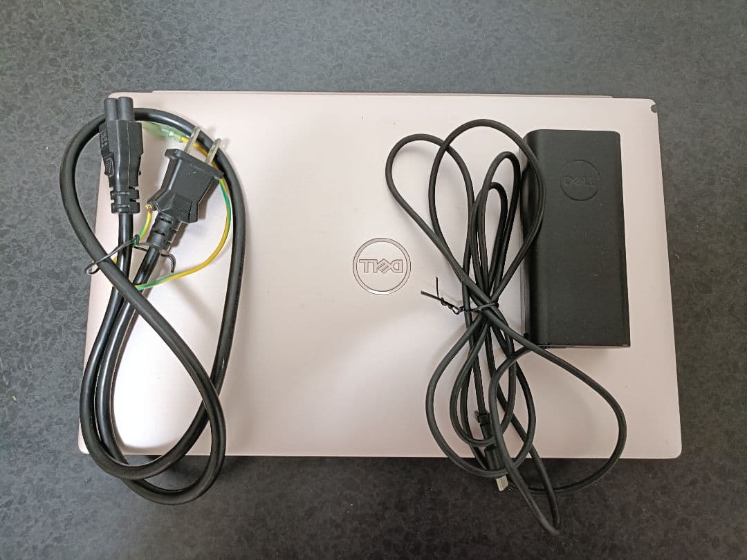 DELL Inspiron 14 7490 アイス・ベリー