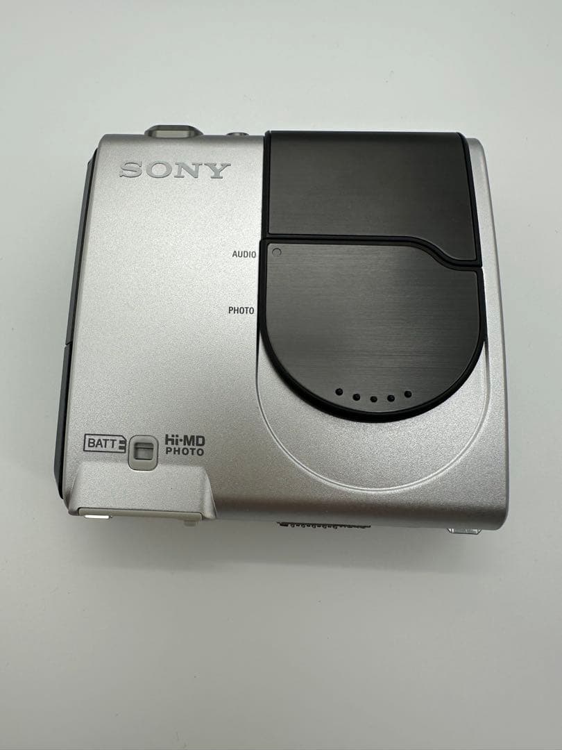 ポータブルプレーヤー SONY MZ-DH10P Hi-MD Walkman MP3 Player