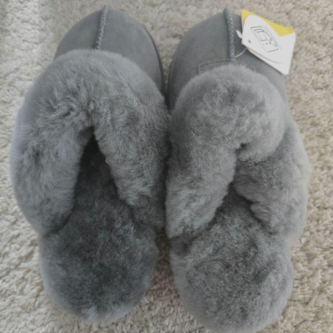 新品未使用●UGG コケット　スリッポン　オーストリアUGG