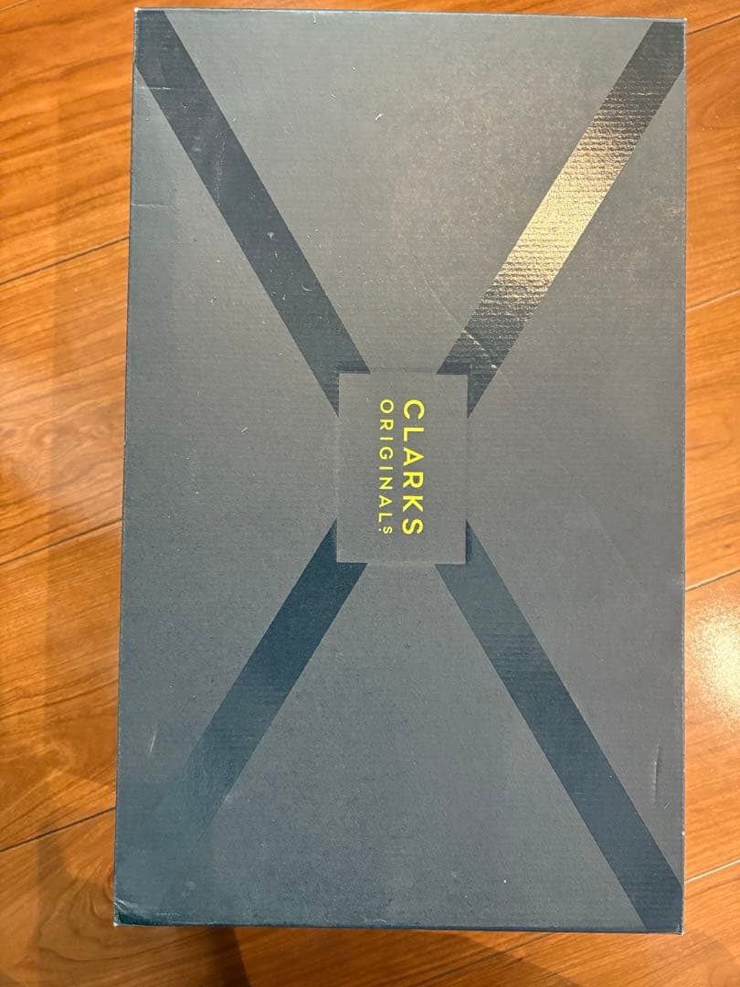 CLARKS Desert Jamaicaイエロースエードブーツ