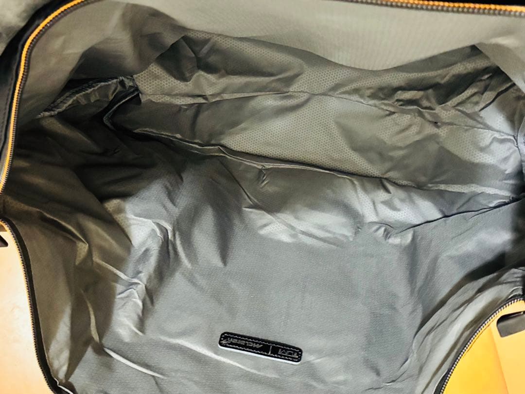 TUMI マクラーレンコラボ ジャストインケース　　トート バッグ