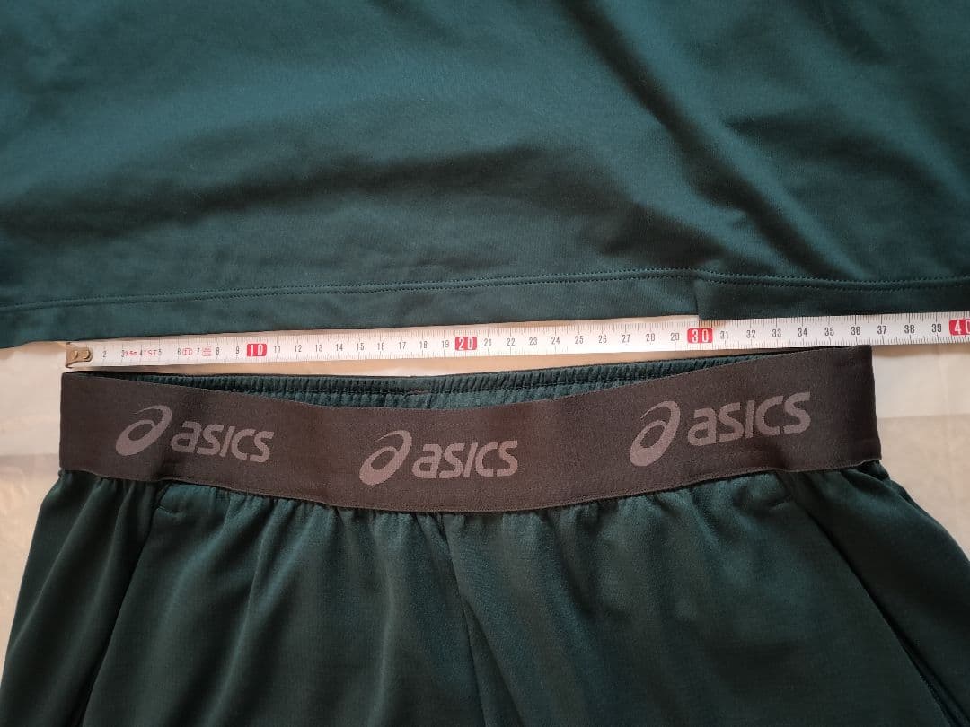 asics actibreeze ベンテッドメッシュtシャツ と7in ショーツ