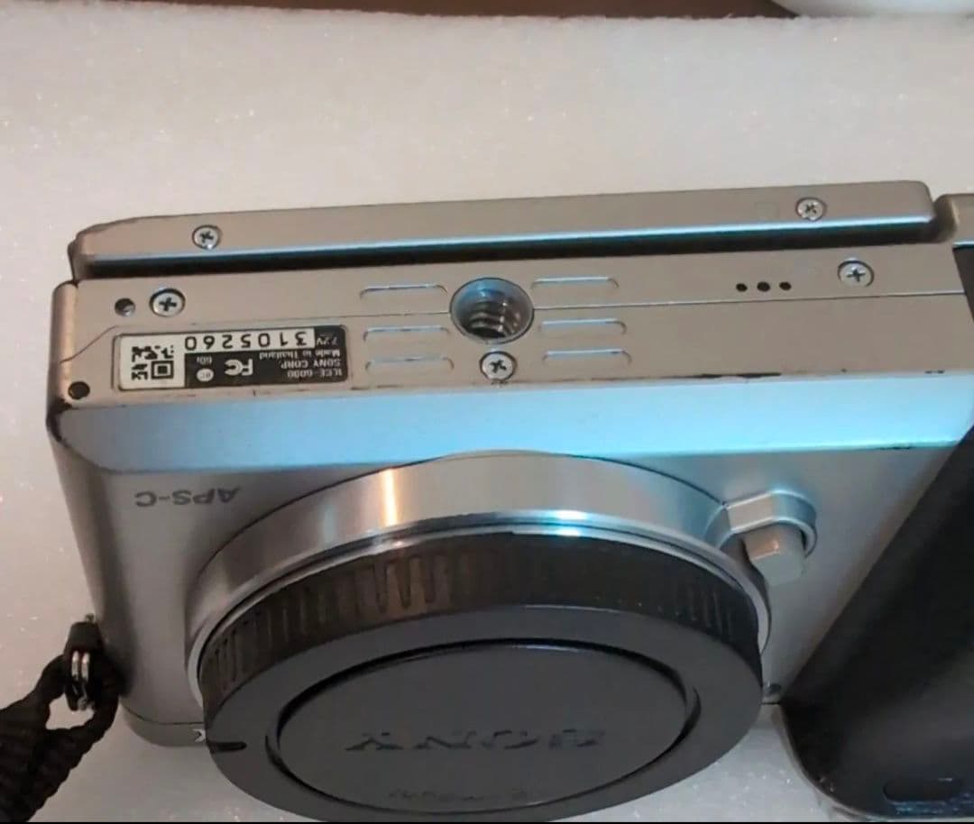 SONY α6000+16-50mm　一眼レフカメラ