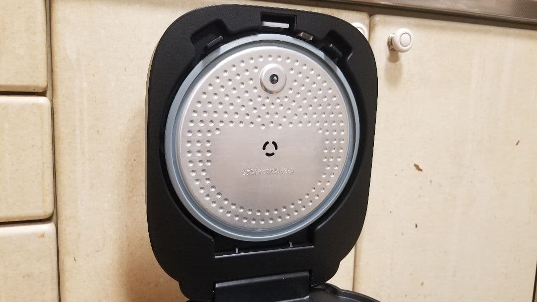 ☆2024年製☆美品☆アイリスオーヤマ IH炊飯器 50銘柄炊き 極厚火釜仕様