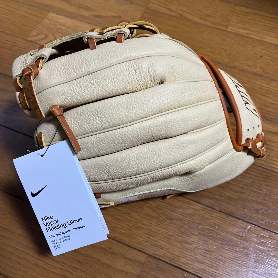 新品　ナイキ　野球グローブ　NIKE Vapor Fielding Glove