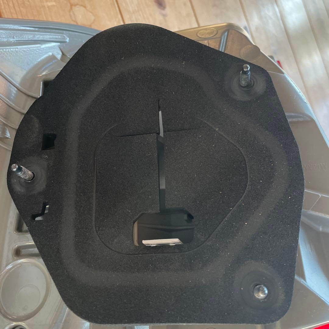 クラウン　GRS200 右テールランプ　ICHIKOH30-370