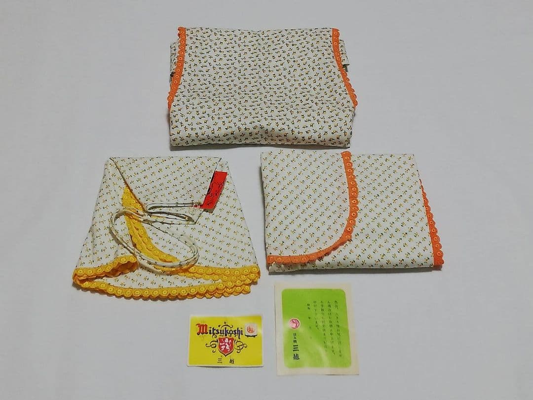 昭和レトロ 当時ものエプロン 小さめエプロン 三越百貨店 当時物 台所レトロ雑貨