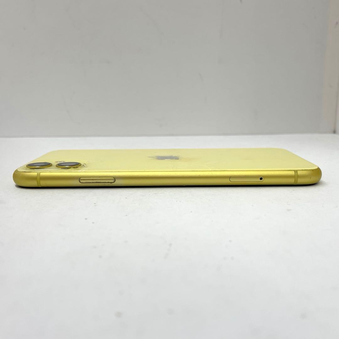 Apple iPhone11 128GB イエロー au 背面割れジャンク品
