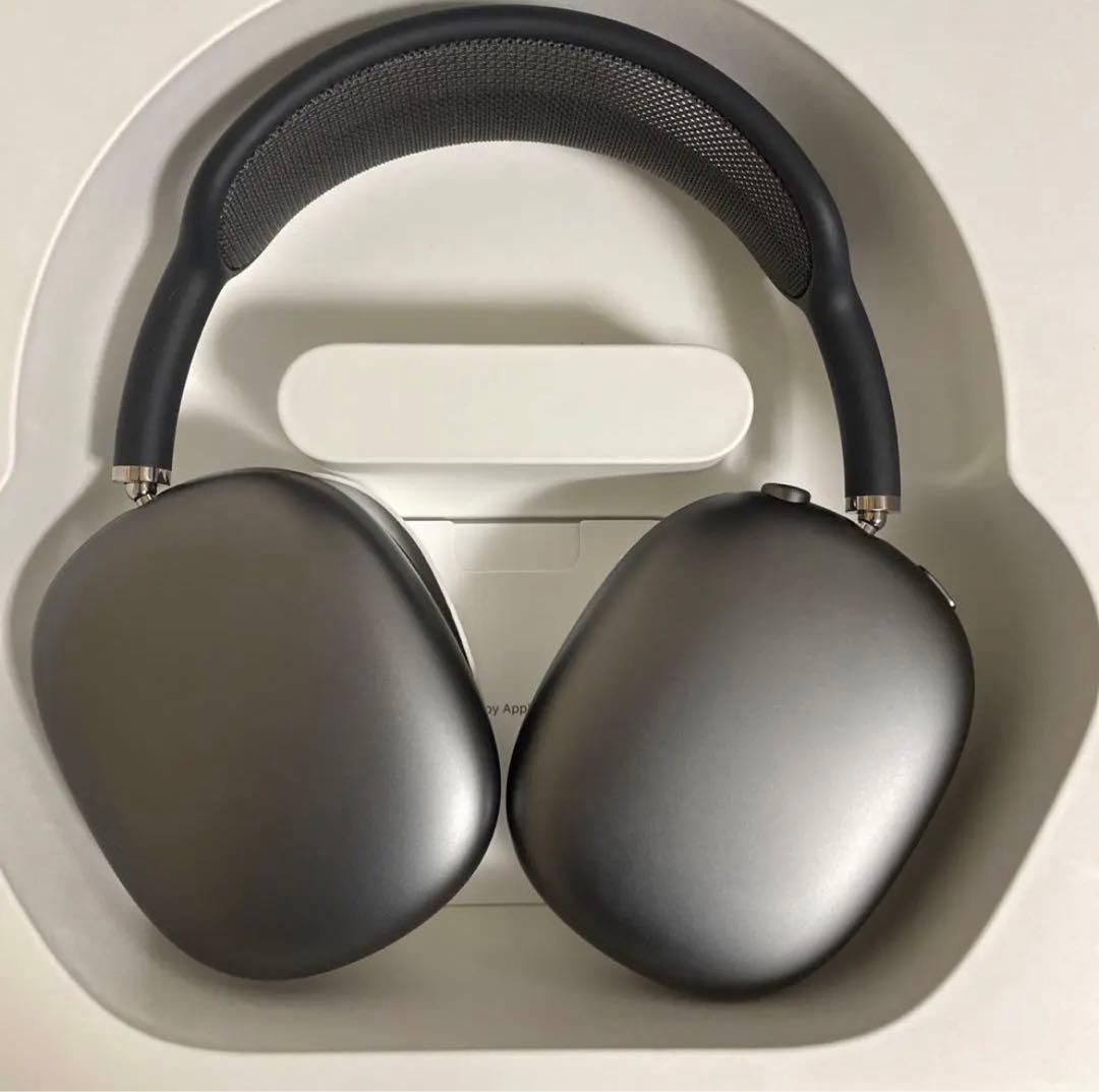 Apple AirPods maxスペースグレー