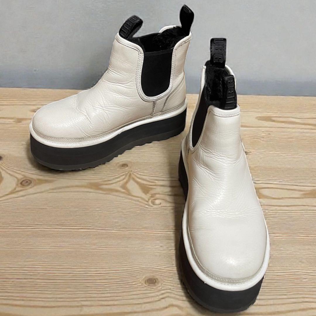 靴 UGG NEUMEL PLATFORM CHELSEABOOT WHITE 24