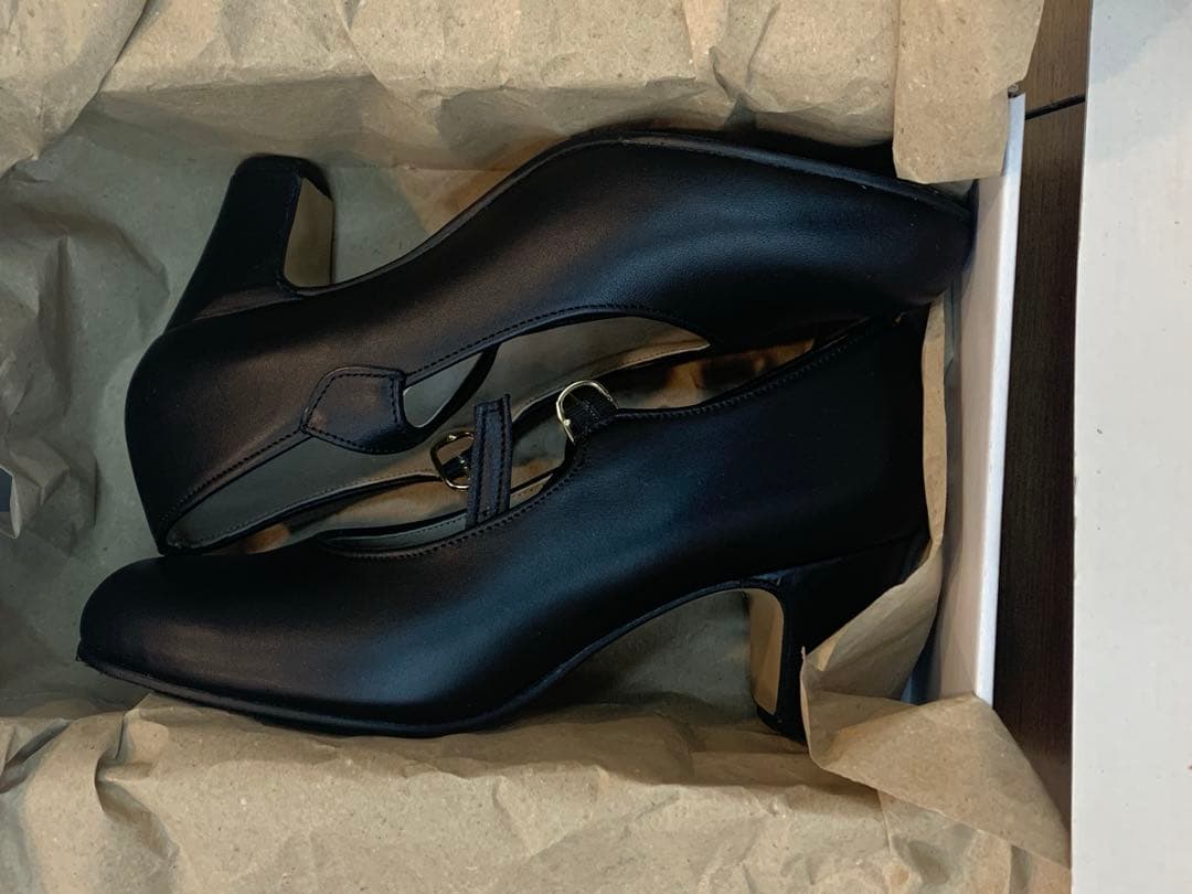 フラメンコシューズ　黒 37.5 幅広