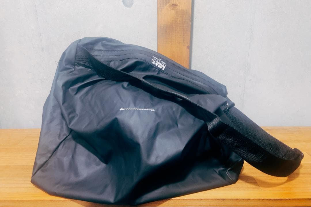 MM6 ナイロン ショルダーバッグ ブラック 中古