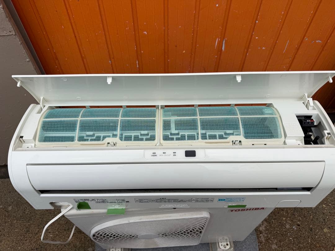 主に6畳　2017年　東芝　RAS-C225AD TOSHIBA エアコン