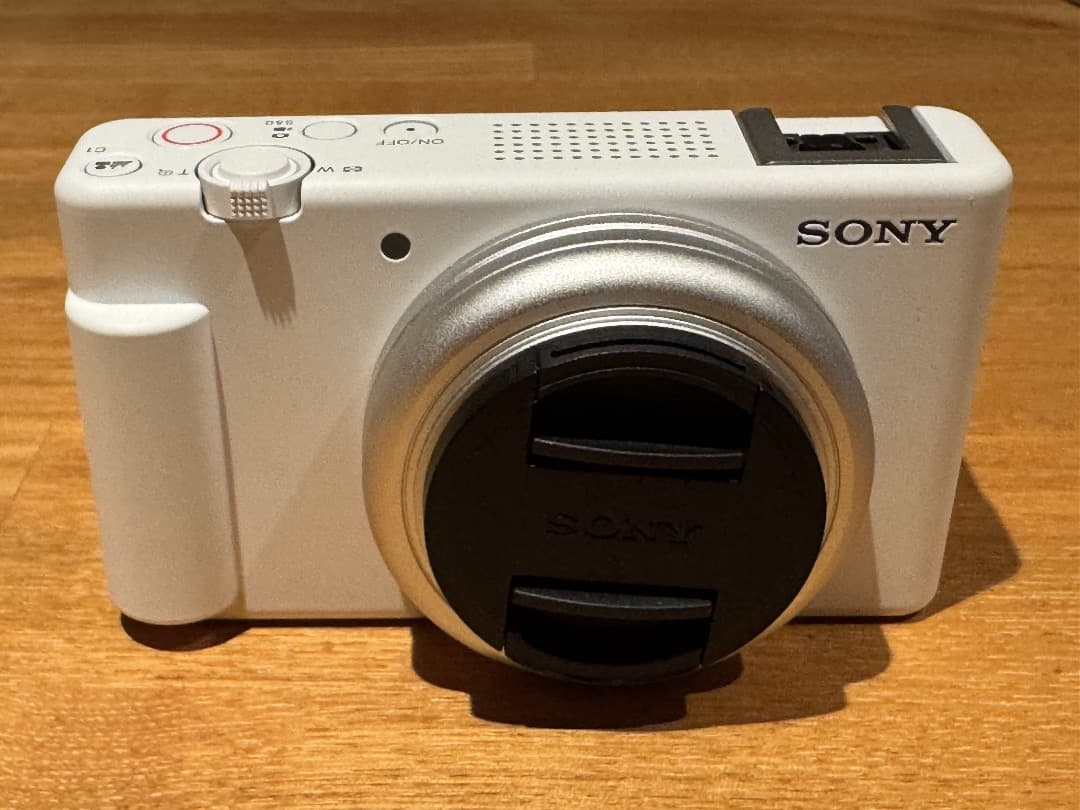 ソニー / Vlog用カメラ/ ZV-1F ホワイト　新品同様品