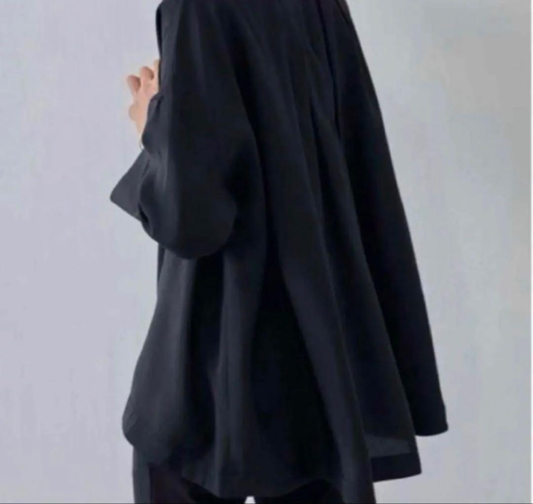 美品　BEARDSLEY パール釦袖ボリュームシャツ Fサイズ ブラック