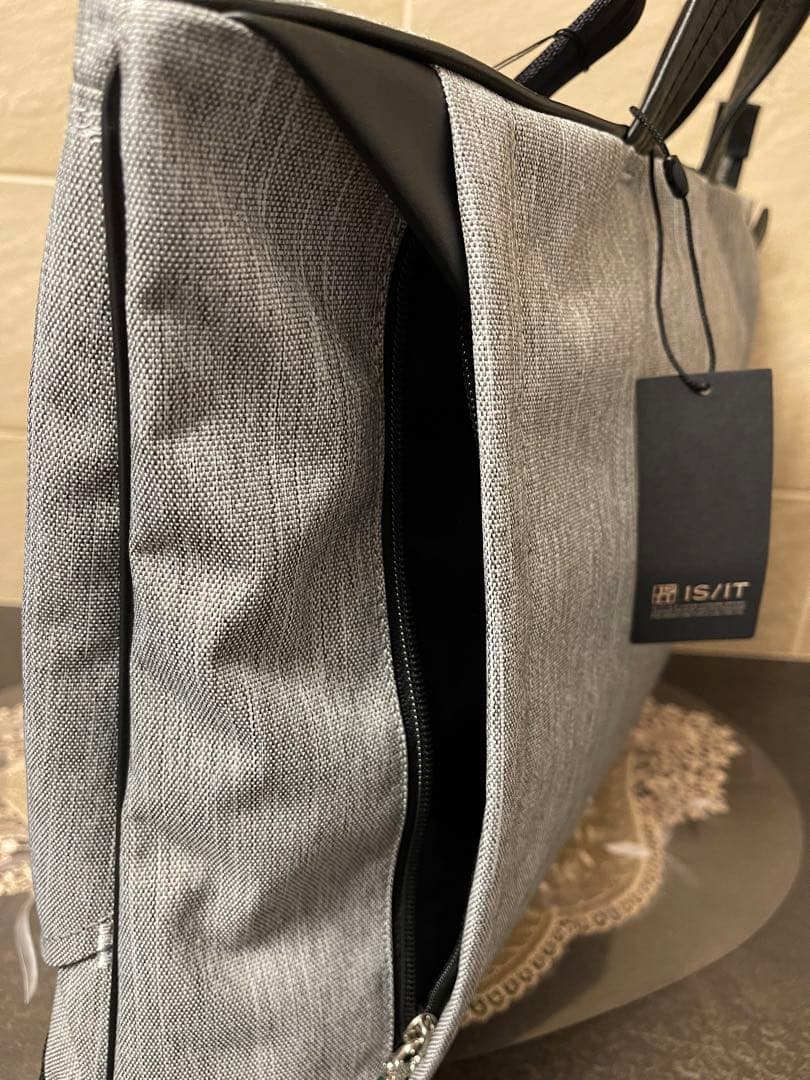 【新品】ISIT ビジネスバッグ/リュック　グレー　22,000円　3Way