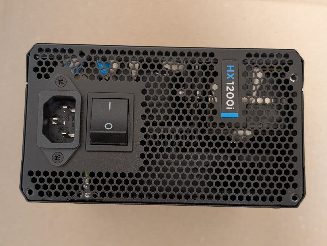 CORSAIR HX1200i 1200W PLATINUM 電源 コルセア