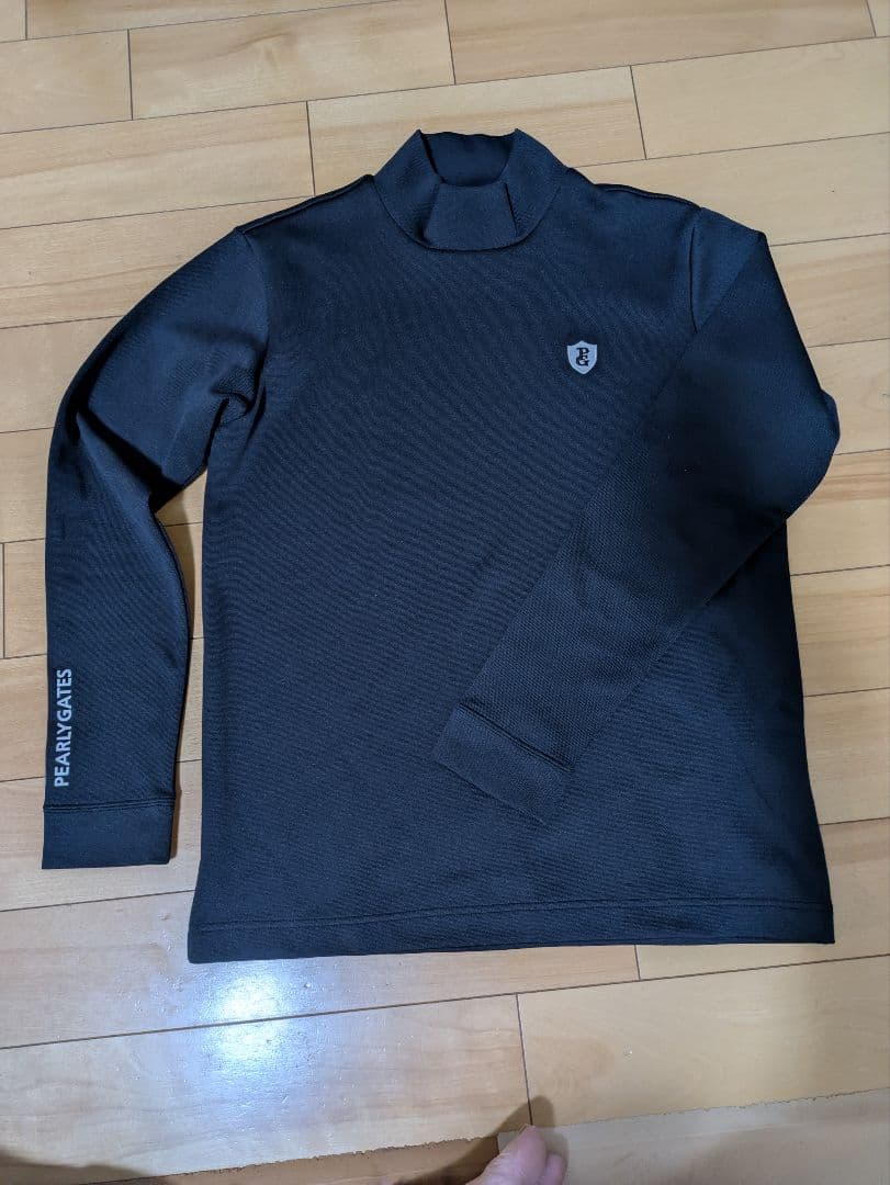 PEARLY GATES 　モックネック