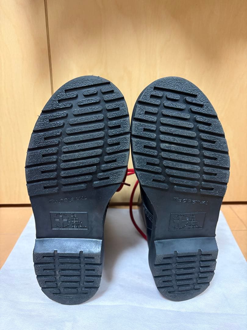 ドクターマーチン レッドステッチ 8ホールブーツ