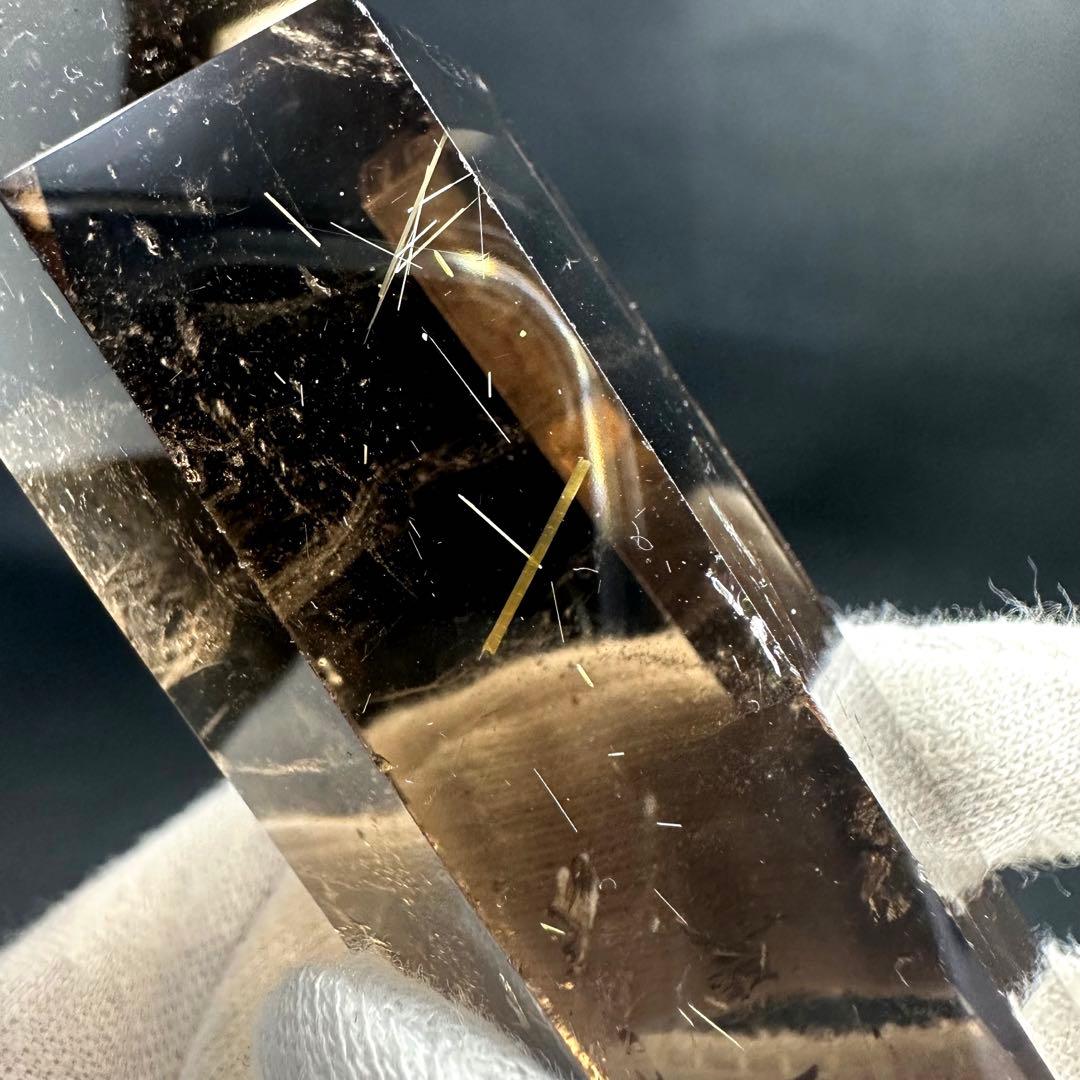 【金運· 魔除 】ゴールドルチル ☆虹☆スモーキークォーツダブルポイントA948