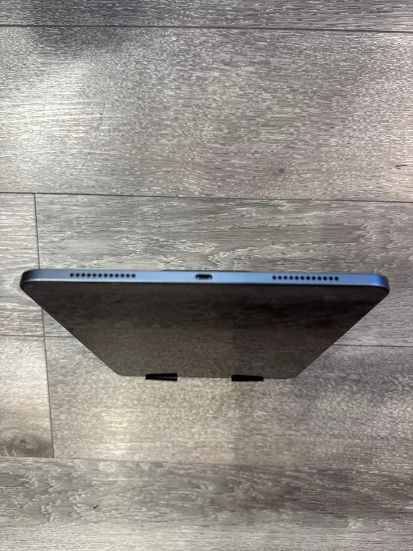 Apple iPad Air 第5世代 M1 バッテリー96% スペースグレイ