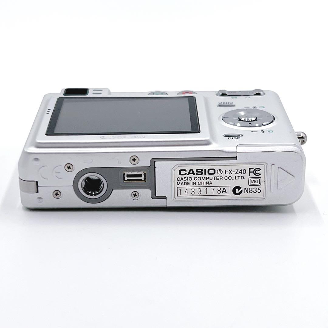【美品】 CASIO EXILIM ZOOM EX-Z40 シルバー　コンデジ
