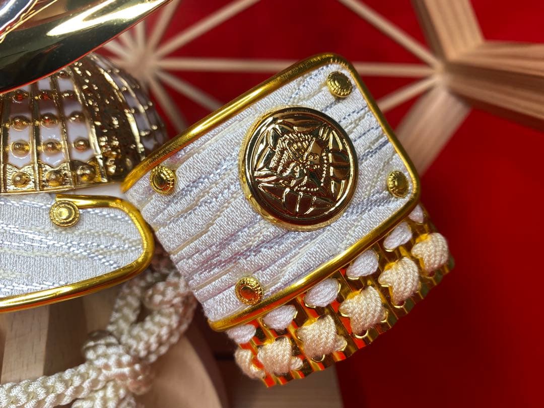 上杉謙信公之兜　東京久月　五月人形　兜飾り　秋田杉　加茂　組子細工