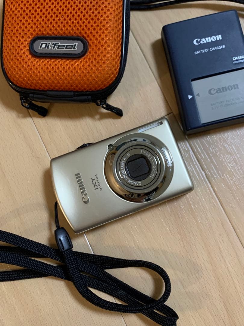 Canon IXY デジタルカメラ バッテリーチャージャー付き