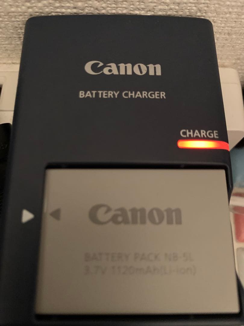 Canon IXY デジタルカメラ バッテリーチャージャー付き