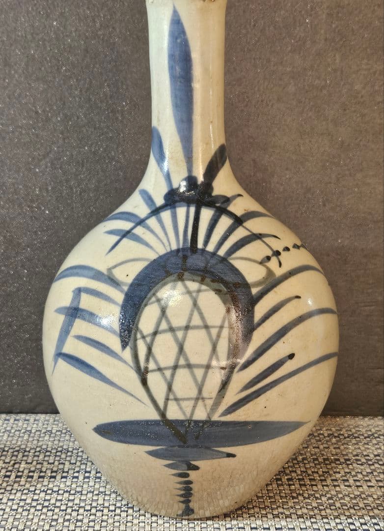 江戸時代中期　古伊万里　染付　パイナップル文様　果実文様　徳利　花入れ　茶道具