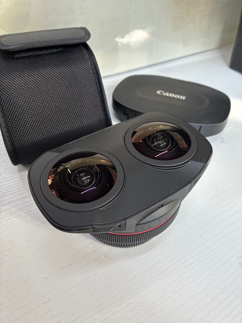 CANON カメラレンズ RF5.2mm F2.8 L DUAL FISHEYE